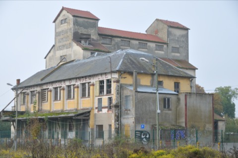 Élagueur Angerville