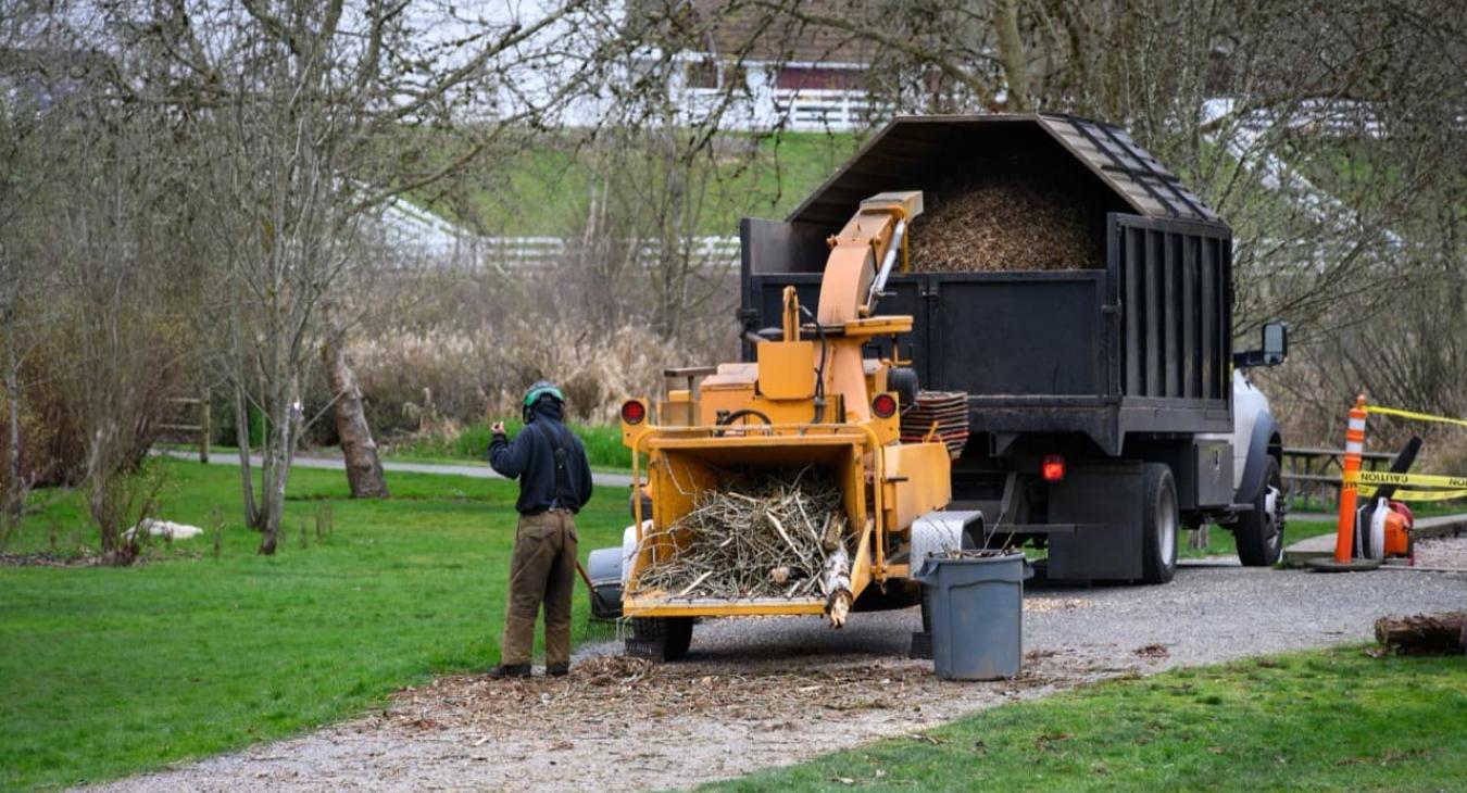 Broyage de branches & Gestion des déchets verts 91 Essonne